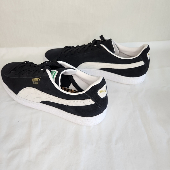 Puma Men's Suede Classic XXI Black And White Sneakers Size 12 - Picture 4 of 8